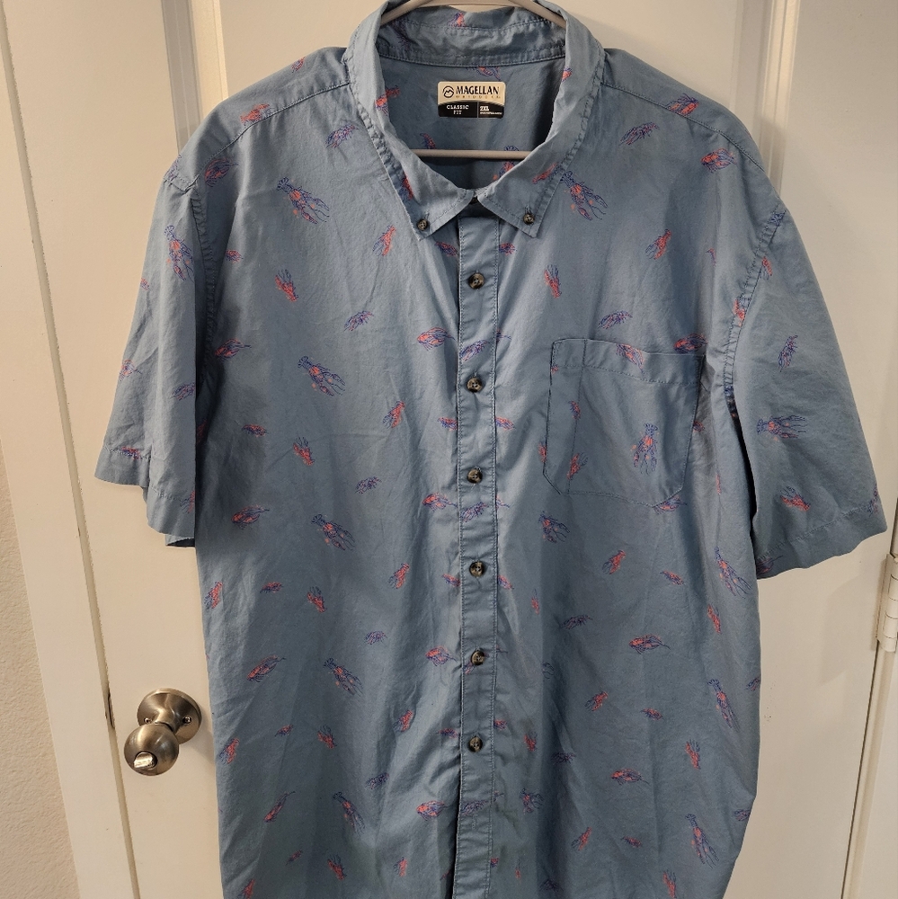 Magellan Outdoors Men's Classic Fit Fishing Shirt Lobster Pattern Size 2XL